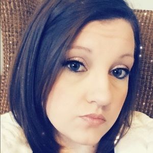 Meet your Posher, Jes